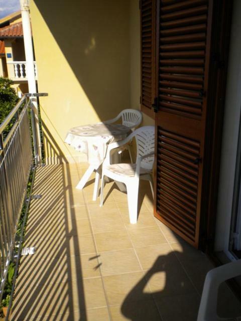 Apartamento Paulina Nin Exterior foto